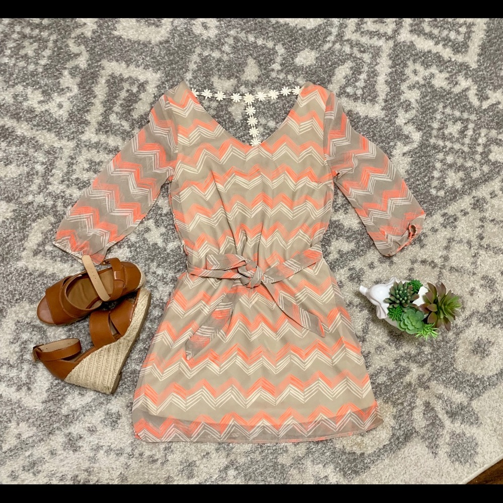 🌟NWOT🌟Charlotte Russe chiffon dress